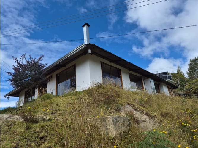 Casa de 4 alcobas en venta en Tras Del Alto, Tunja, 139 m² · foto 5 de 24