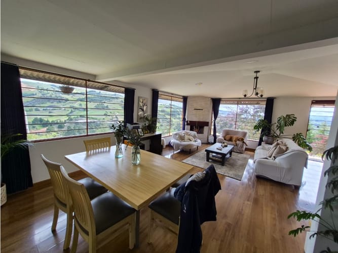 Casa de 4 alcobas en venta en Tras Del Alto, Tunja, 139 m² · foto 13 de 24