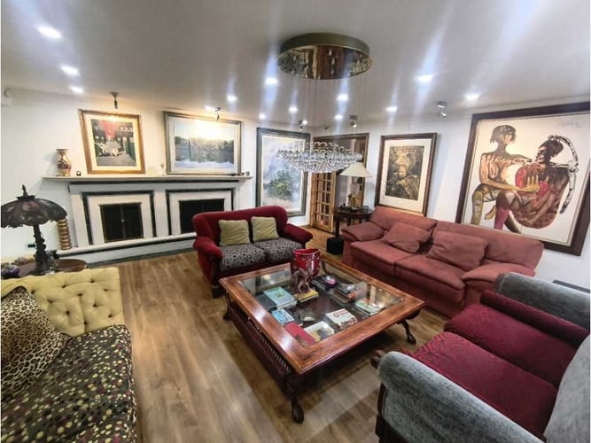 Apartamento de 4 alcobas en venta en Los Rosales, Bogotá, 284 m² · foto 5 de 24