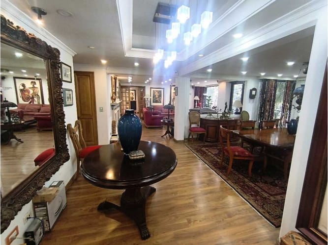Apartamento de 4 alcobas en venta en Los Rosales, Bogotá, 284 m² · foto 13 de 24