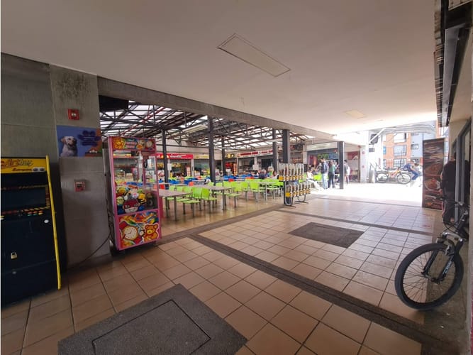 Apartaestudio en venta en San Isidro, Soacha, 76 m² · foto 2 de 8