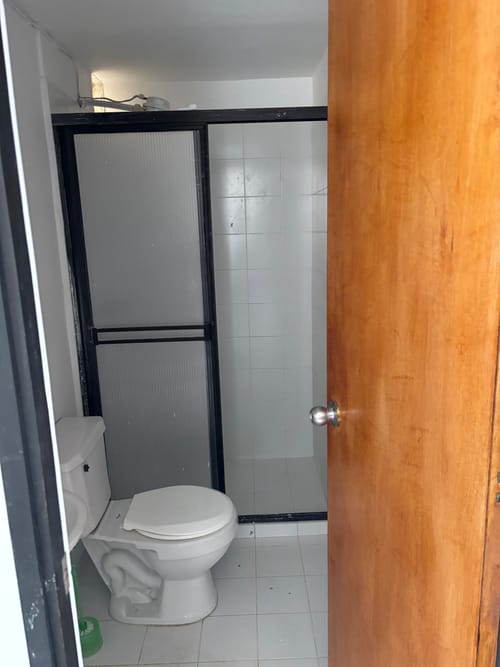 Casa de 4 alcobas en arriendo en Los Colegios, Rionegro, 120 m² · foto 5 de 8
