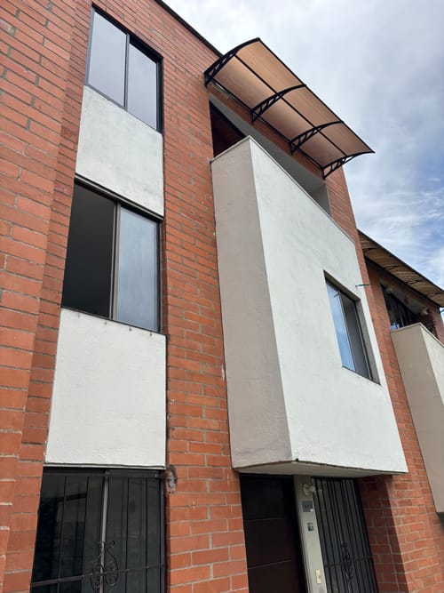 Casa de 4 alcobas en arriendo en Los Colegios, Rionegro, 120 m² · foto 7 de 8