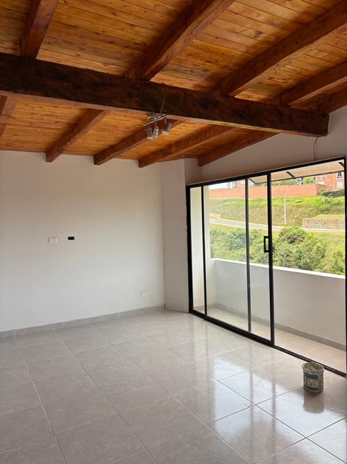 Casa de 4 alcobas en arriendo en Los Colegios, Rionegro, 120 m² · foto 8 de 8