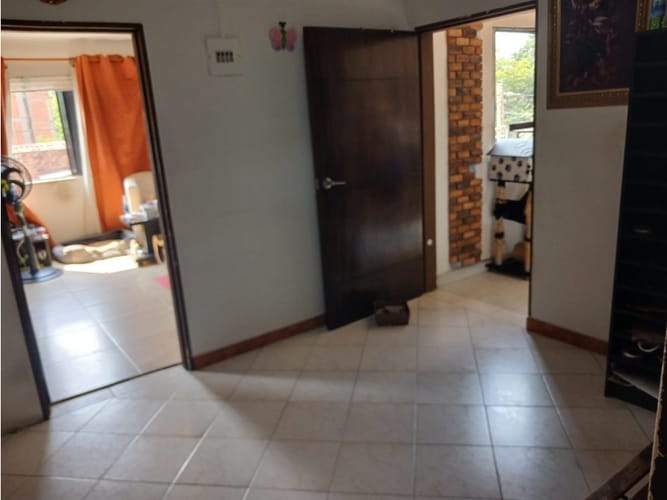 Casa de 7 alcobas en venta en Trinidad, Medellín, 146 m² · foto 7 de 24