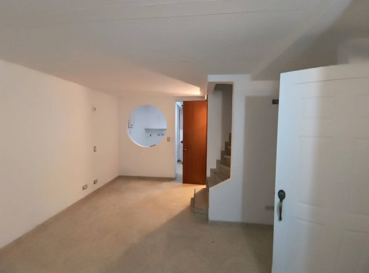 Casa en venta en Cerros De Suba, Bogotá · foto 11 de 24