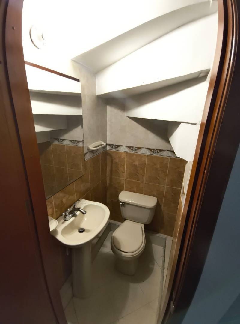 Casa en venta en Cerros De Suba, Bogotá · foto 14 de 24