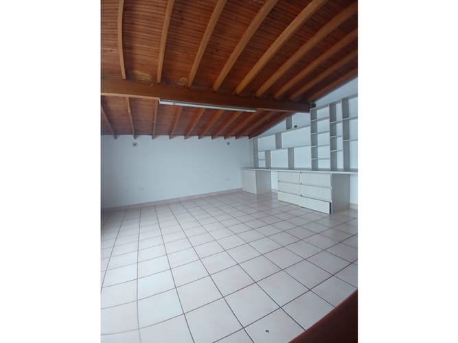 Casa de 4 alcobas en venta en La Candelaria, Medellín, 200 m² · foto 19 de 24