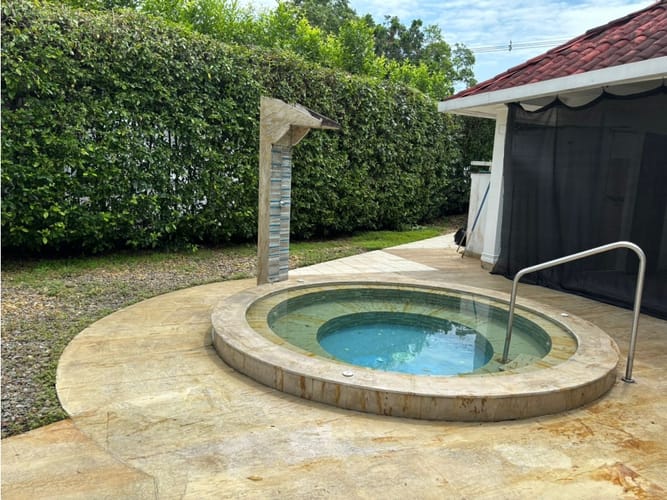 Casa de 3 alcobas en venta en Vanguardia, Villavicencio, 450 m² · foto 2 de 24