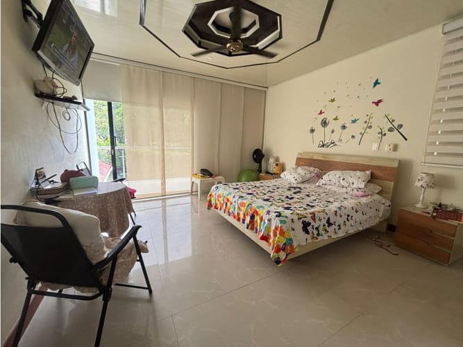 Casa de 3 alcobas en venta en Vanguardia, Villavicencio, 450 m² · foto 3 de 24