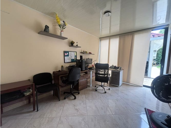 Casa de 3 alcobas en venta en Vanguardia, Villavicencio, 450 m² · foto 8 de 24