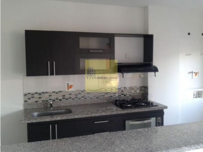 Apartamento de 3 alcobas en venta en Granada, Medellín, 80 m² · foto 4 de 8
