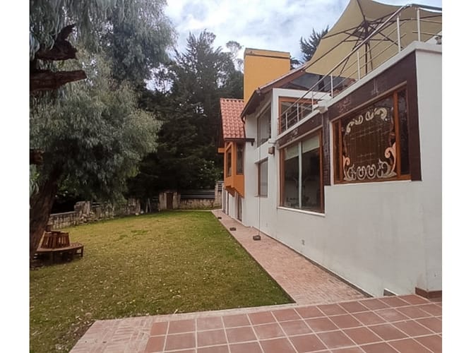 Casa de 4 alcobas en venta en Bosque De Pinos, Bogotá, 932 m² · foto 3 de 24
