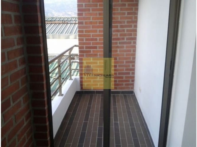 Apartamento de 3 alcobas en venta en Granada, Medellín, 80 m² · foto 6 de 8