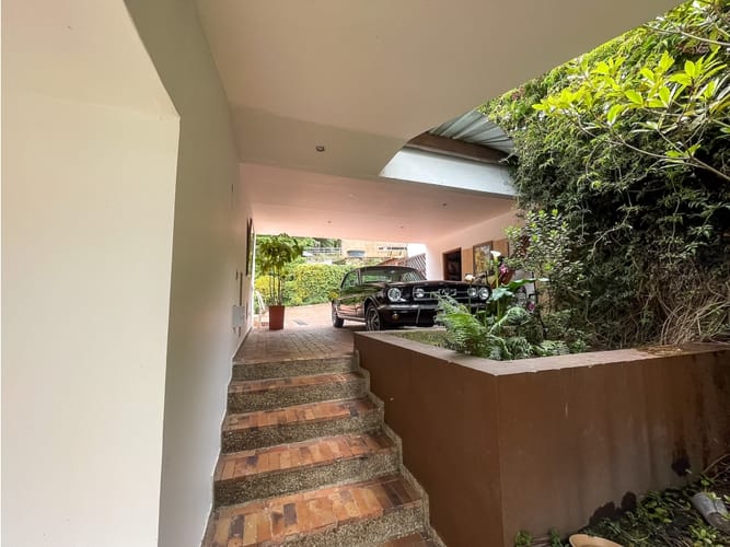 Casa de 4 alcobas en venta en Bosque De Pinos, Bogotá, 932 m² · foto 8 de 24