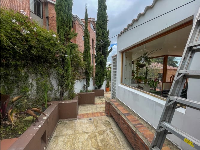Casa de 4 alcobas en venta en Bosque De Pinos, Bogotá, 932 m² · foto 9 de 24