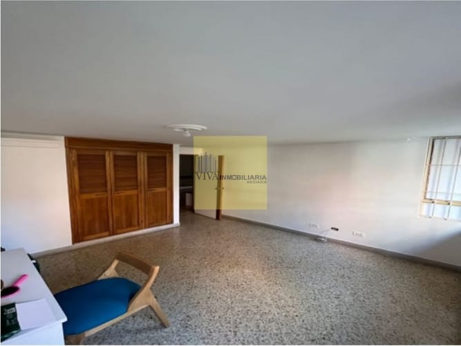 Apartamento de 4 alcobas en venta en Conquistadores, Medellín, 167 m² · foto 5 de 16