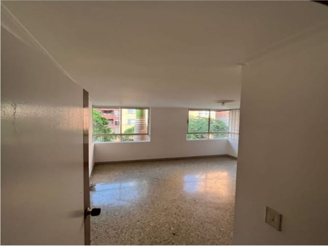 Apartamento de 4 alcobas en venta en Conquistadores, Medellín, 167 m² · foto 6 de 16