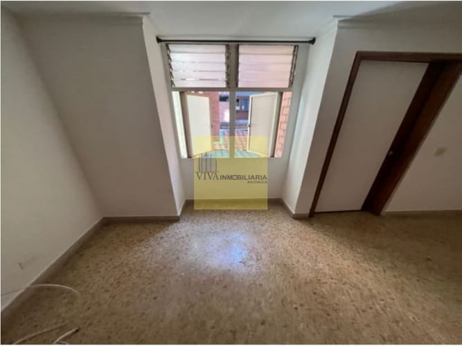 Apartamento de 4 alcobas en venta en Conquistadores, Medellín, 167 m² · foto 10 de 16