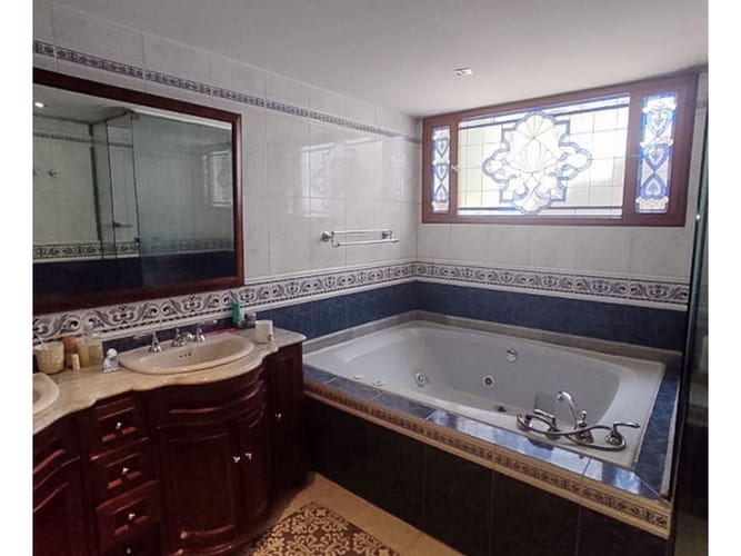 Casa de 4 alcobas en venta en Bosque De Pinos, Bogotá, 932 m² · foto 21 de 24