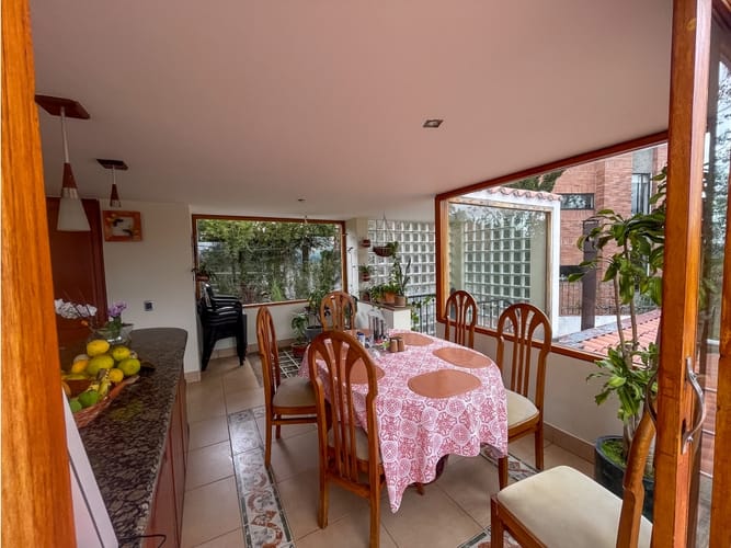 Casa de 4 alcobas en venta en Bosque De Pinos, Bogotá, 932 m² · foto 23 de 24