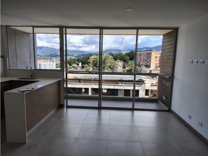 Apartamento de 3 alcobas en venta en La Ceja, 68 m² · foto 2 de 15