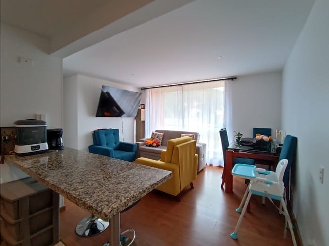 Apartamento de 3 alcobas en venta en La Granja Norte, Bogotá, 69 m² · foto 5 de 21
