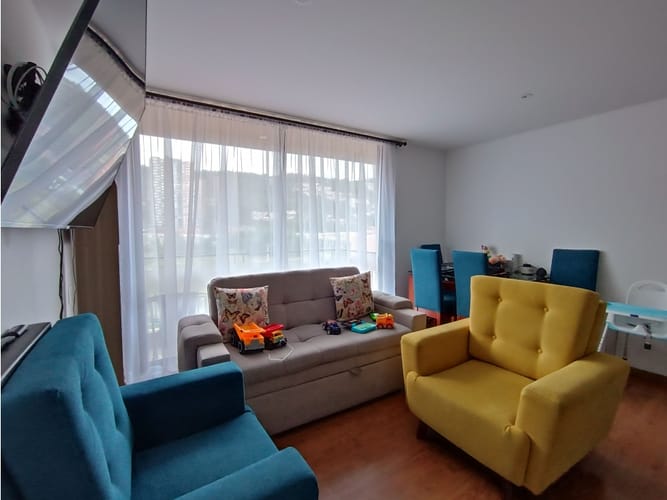 Apartamento de 3 alcobas en venta en La Granja Norte, Bogotá, 69 m² · foto 7 de 21