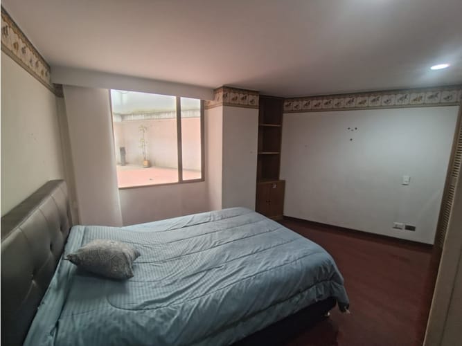 Apartamento en venta en Los Rosales, Bogotá · foto 7 de 24