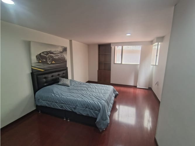Apartamento en venta en Los Rosales, Bogotá · foto 9 de 24