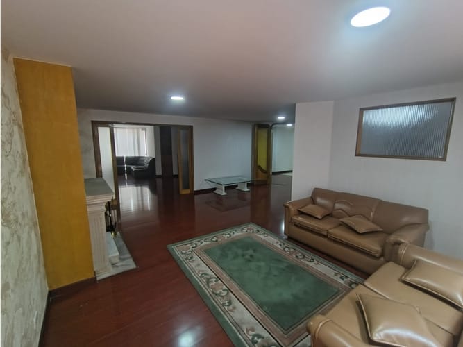 Apartamento en venta en Los Rosales, Bogotá · foto 16 de 24