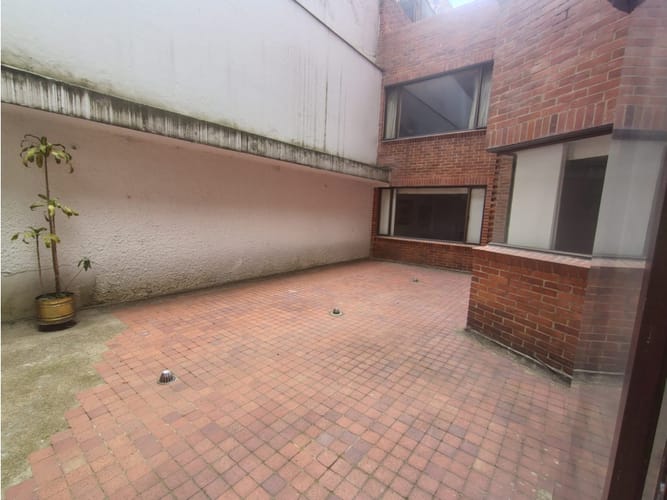 Apartamento en venta en Los Rosales, Bogotá · foto 20 de 24