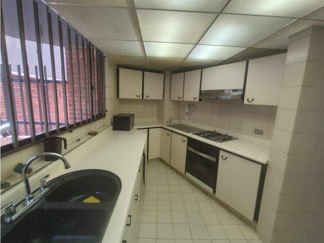 Apartamento en venta en Los Rosales, Bogotá · foto 22 de 24