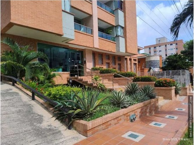 Apartaestudio en venta en Ciudad Jardin, Barranquilla, 63 m² · foto 2 de 17