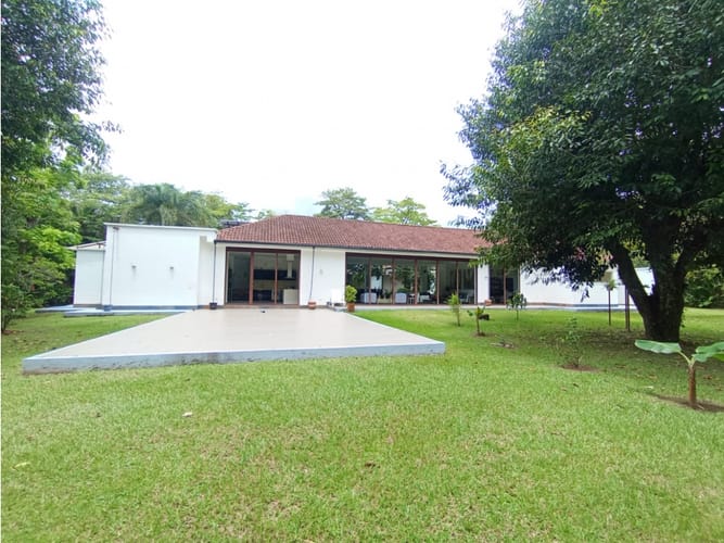 Casa de 4 alcobas en venta en Cairo Alto, Villavicencio, 900 m² · foto 3 de 24