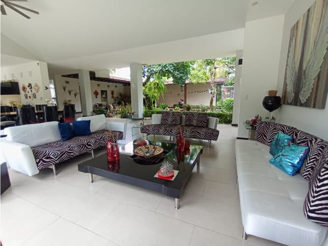 Casa de 4 alcobas en venta en Cairo Alto, Villavicencio, 900 m² · foto 4 de 24