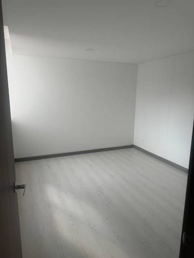 Apartamento de 3 alcobas en arriendo en Aves Maria, Sabaneta, 100 m² · foto 9 de 13