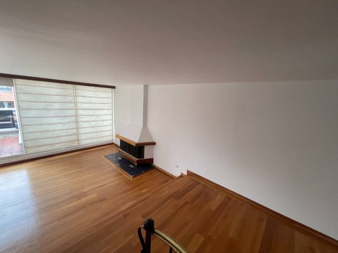 Apartamento en venta en Los Rosales, Bogotá · foto 4 de 22