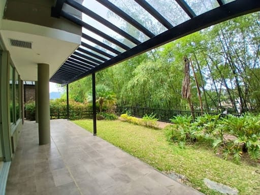 Casa de 3 alcobas en arriendo en Urbanización Las Cumbres, Envigado, 455 m² · foto 4 de 24