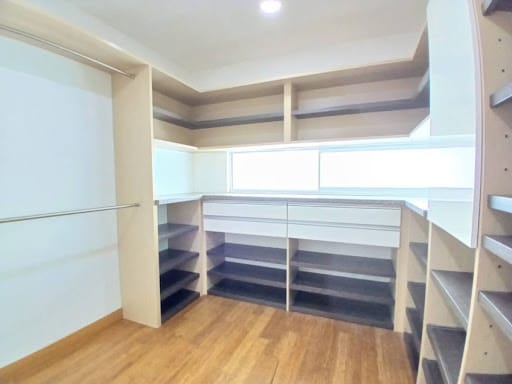 Casa de 3 alcobas en arriendo en Urbanización Las Cumbres, Envigado, 455 m² · foto 13 de 24