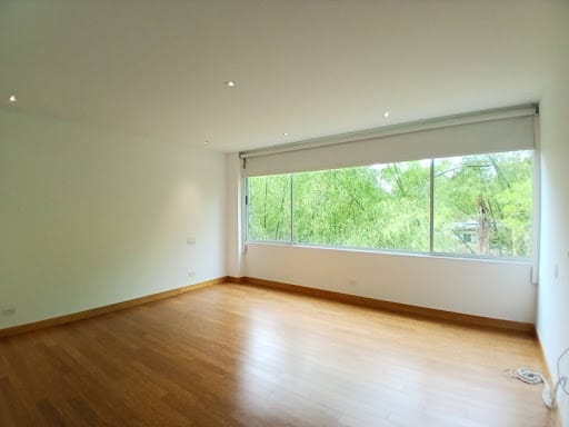 Casa de 3 alcobas en arriendo en Urbanización Las Cumbres, Envigado, 455 m² · foto 14 de 24