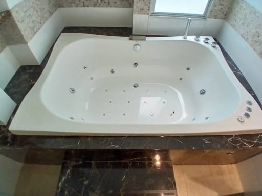 Casa de 3 alcobas en arriendo en Urbanización Las Cumbres, Envigado, 455 m² · foto 21 de 24