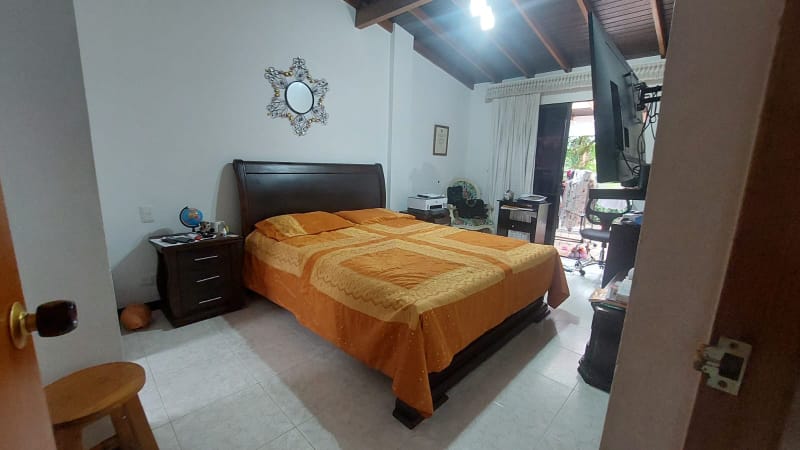 Casa de 3 alcobas en arriendo en Loma De Las Brujas, Envigado, 230 m² · foto 19 de 19