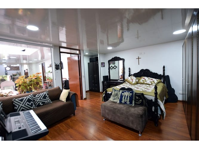 Casa de 3 alcobas en venta en Estrella Del Norte, Bogotá, 350 m² · foto 9 de 24