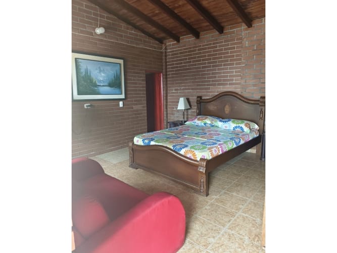 Casa de 7 alcobas en venta en El Caimo, Armenia, 900 m² · foto 19 de 24