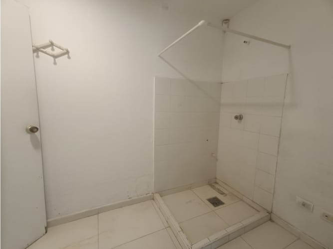 Local en arriendo en Rodadero, Santa Marta, 27 m² · foto 10 de 13