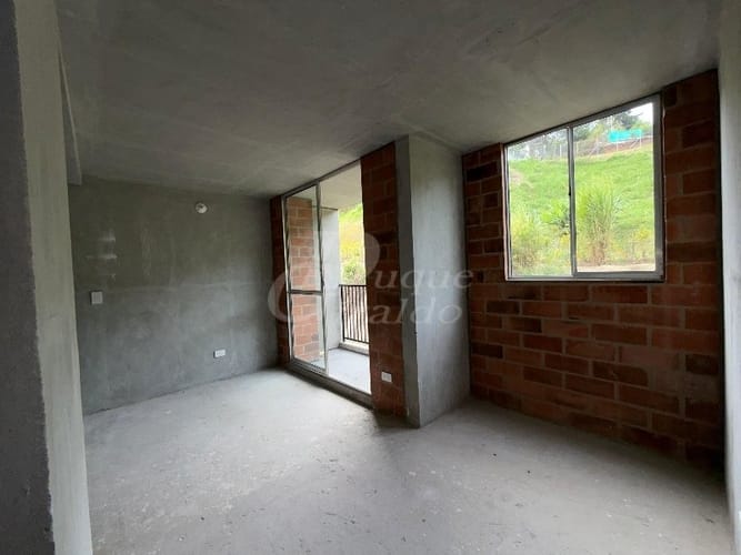 Apartamento de 2 alcobas en venta en El Porvenir, Rionegro, 56 m² · foto 2 de 8