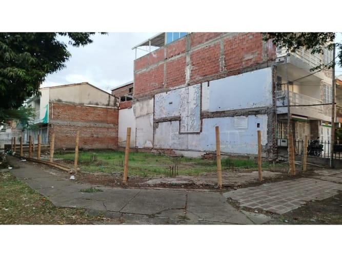 Lote en venta en San Pedro, Cali, 255 m² · foto 2 de 5