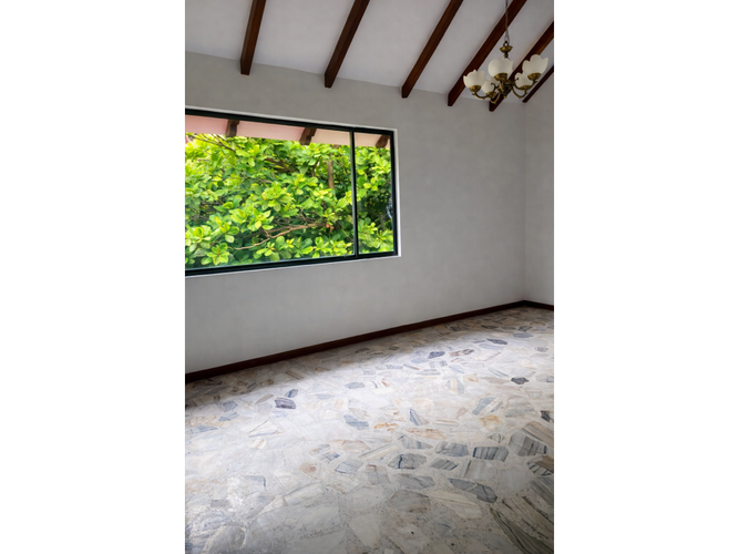 Casa de 4 alcobas en venta en Nueva Tequendama, Cali, 247 m² · foto 12 de 19