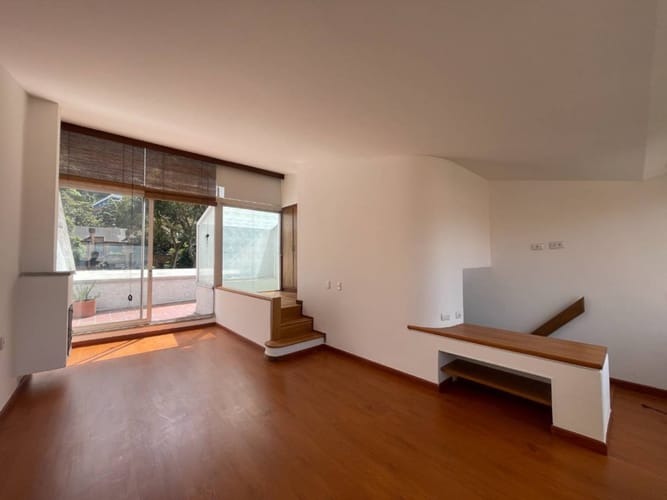Apartamento de 3 alcobas en venta en Los Rosales, Bogotá, 170 m² · foto 8 de 22